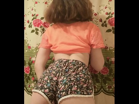 ❤️ Sexy junges Babe zieht ihre Shorts vor der Kamera aus ☑ Sex video bei de.basseyn-vsem.ru ﹏